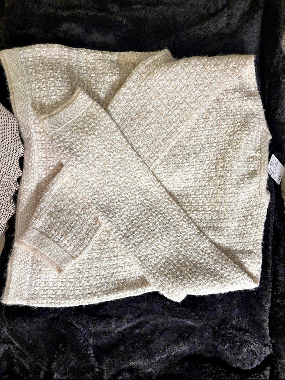 H&Medium Cream Cardigan Size Medium NWT - Picture 11 of 11